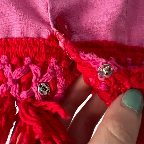 🪴 Pink Red Boho Fringe Textured Cropped Tank Top - Picture 6 of 9